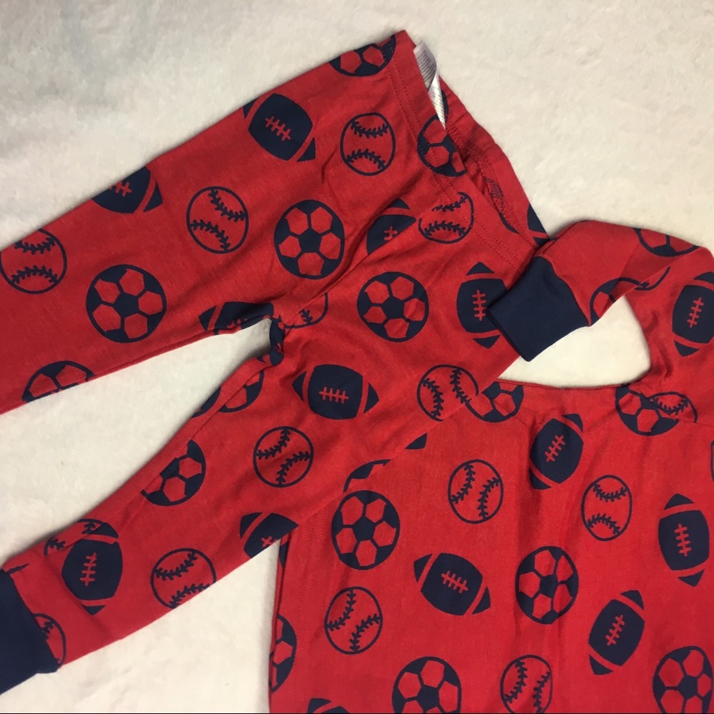 NEW Old Navy Sports Pajamas Kids All Over Print Snug Fit Set 18m - Picture 3 of 3